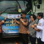 Menteri Perencanaan Pembangunan Nasional/Kepala Bappenas Prof Dr Ir Rachmat Pambudy saat melepas ekspor produk garmen PT ISG ke Amerika Serikat di kompleks pabrik, Kelurahan Hardjosari, Kecamatan Bawen, Kabupaten Semarang, Jawa Tengah, Rabu (29/4/2026) pagi. Foto: dokumentasi