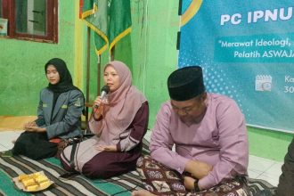 Dwi Supratiwi saat sarasehan kegiatan Latin dan Latpel IPNU-IPPNU Kota Semarang di MA Darussalam Meteseh Tembalang Semarang. qq/kawanbisnis.com