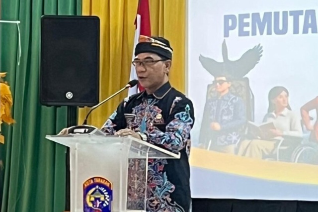Staf Ahli Gubernur Bidang Hukum, Kesatuan Bangsa dan Pemerintahan, Robby Yuridi Hatman. Foto: dokumentasi