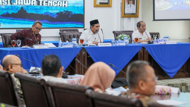 Konsumsi Daging Ayam Lebih Tinggi, Wagub Jateng Minta SPPG Belanja Telur Peternak Lokal