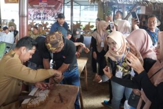 Ekspor Komoditas Furniture Tertinggi di Jepara, Pemkab Galakkan Pelatihan Inovasi Produk