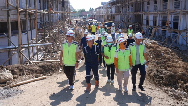 Progres Pembangunan Sekolah Rakyat di Kabupaten Mamuju 70 Persen, Sekda Sulbar Optimistis Siap Digunakan Tahun Ajaran Baru