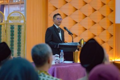 Komodifikasi Novel Romansa Religi Hantarkan Zulfa Fahmy Raih Gelar Doktor di Unnes