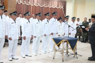 Bupati Tasikmalaya Lantik 4 Kepala Desa dan 5 PAW