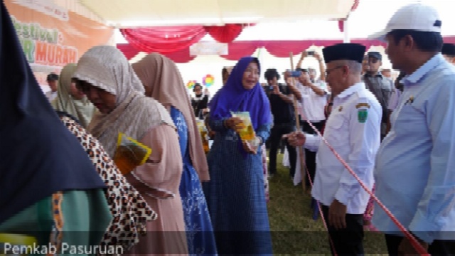 Pemkab Pasuruan Gelar Pasar Murah, Dampingi Sertifikasi Halal dan NIB Gratis