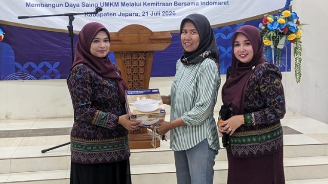 Gandeng Indomaret Semarang, Dekranasda Jepara Dampingi Puluhan UMKM Tembus Pasar Modern