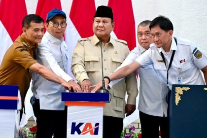 Presiden RI Prabowo Subianto meresmikan revitalisasi Stasiun Semarang Tawang, Kamis (30/7/2026). Foto: dokumentasi