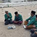 Jemaah umrah berziarah ke kompleks pemakaman Ma'la di Makkah untuk mengenang kiprah ulama Indonesia, termasuk KH Maimoen Zubair, KH Muslih bin Abdurrahman, dan Syekh Nawawi al-Bantani.